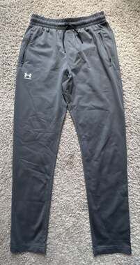 Under Armour Men's Size Medium Gray Athletic Jogger Pants
